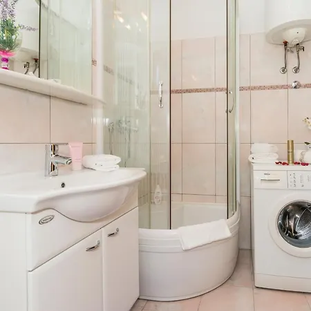 In Old Town With View Split